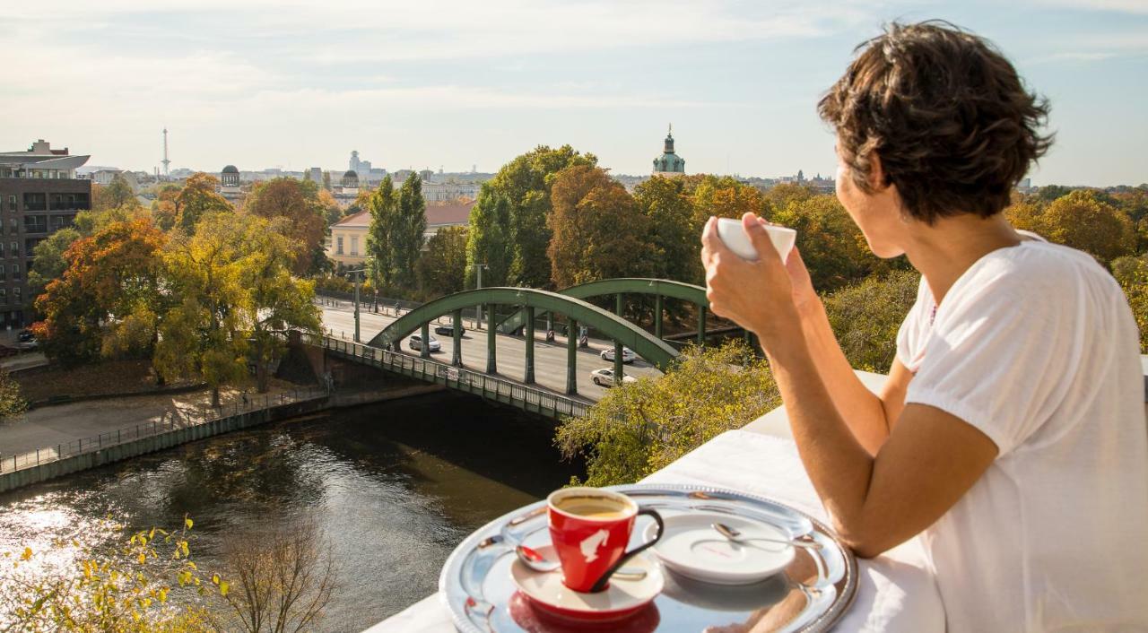 Riverside Apartment Berlin Bagian luar foto